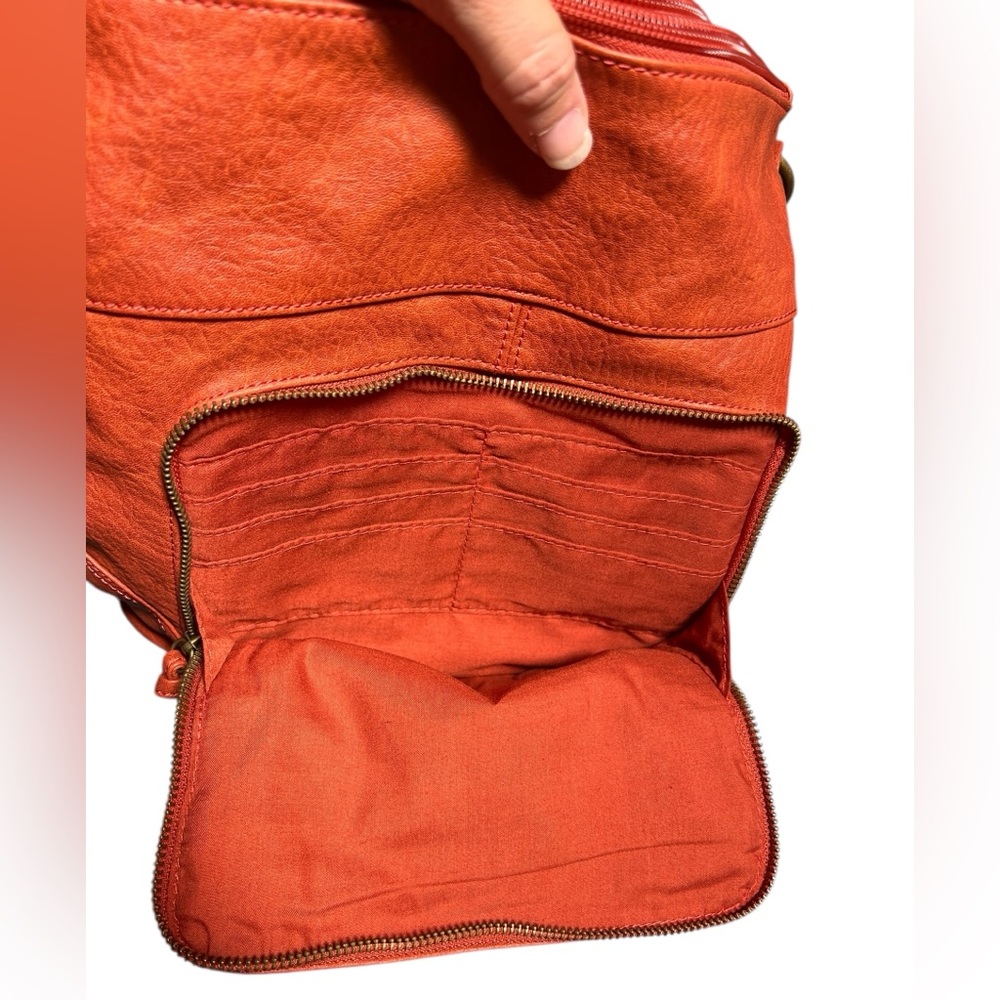 Bueno Cross Body Shoulder Bag Dark Orange Red Vegan Leather Adjustable Strap - Picture 9 of 10